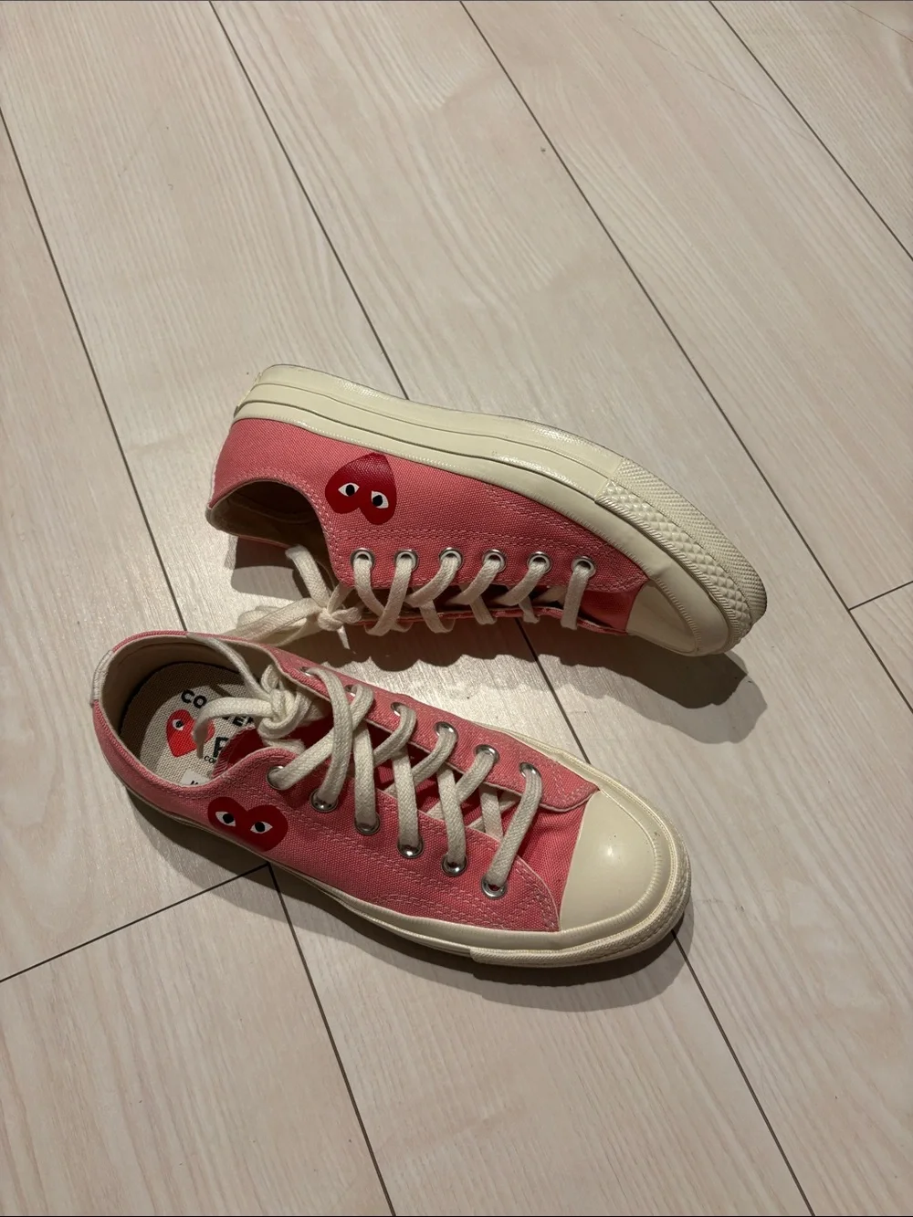 Converse Pink Low-Top Canvas Sneakers with Heart Logo - Picture 5 of 5